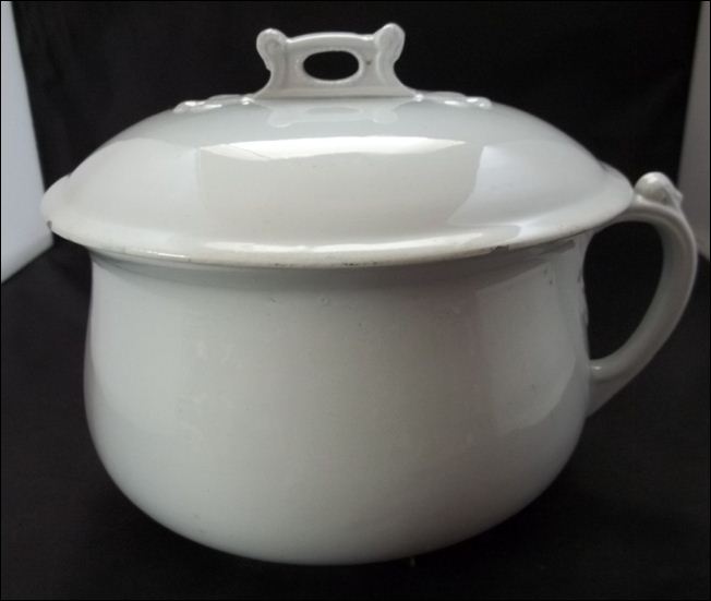 White ironstone chamber pot - Edward Clarke - Burslem