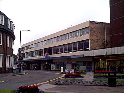 Old Hall Street runs into Stafford Street (on the left)