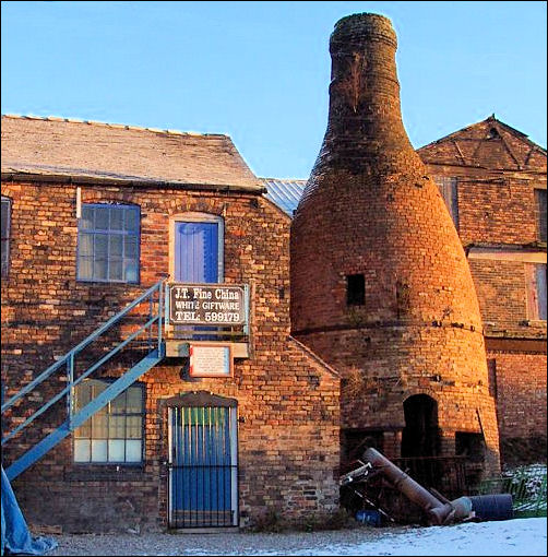 bottle oven, corner of Warren St