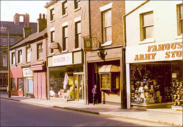 The Tontine before the brewery ruined the frontage.