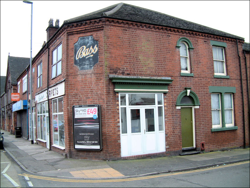  on the corner of Victoria Road and William Street, Fenton