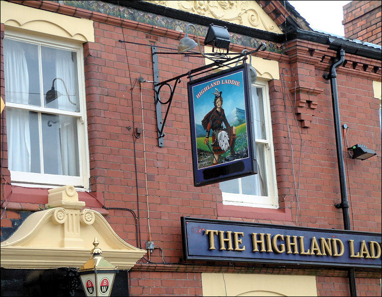 Highland Laddie - Wellington Road