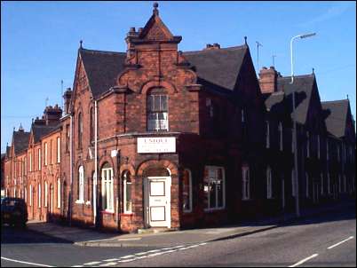 Junction of Hitchman Street and Victoria Road