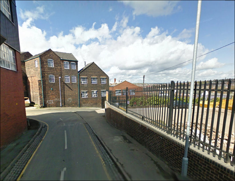 view along Barker Street towards Barlow Street