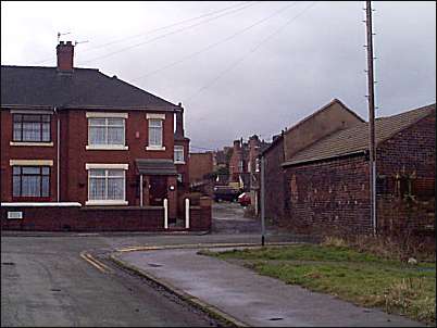 The end of Daisy Place where it joins the rear of Duke Street.