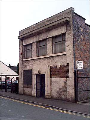 Building opposite St. Georges potworks