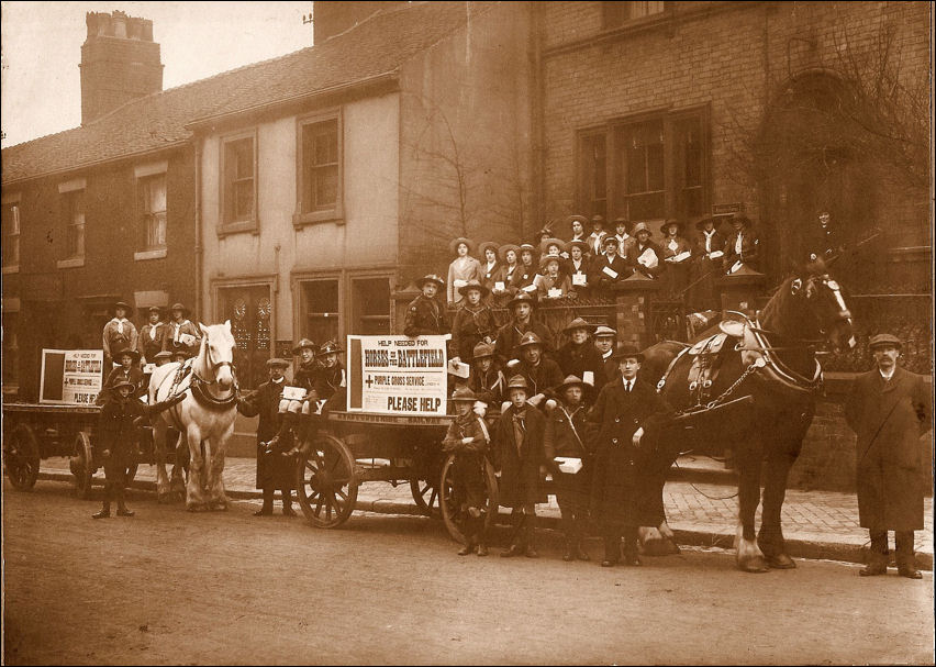 World War I appeal - "Purple Cross Service, Horses on the Battlefield", Pall Mall, Hanley 