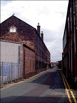 Slippery Lane looking towards Clough Street.