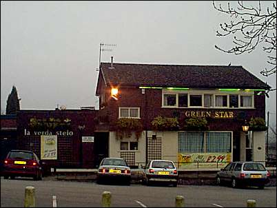 Green Star Public House in 2001