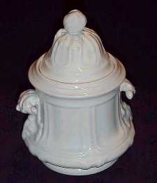 T. & R. Boote Atlantic Shape white ironstone covered sugar