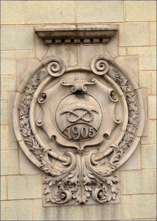 the 1905 date stone of the original Longton Police Station